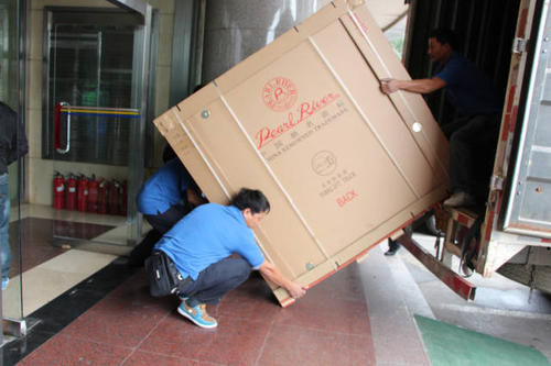 正镶白钢琴贵重工艺品无忧运